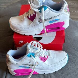 Nike Air Max 90 LTR SE Youth Sneakers - White and Multicolor